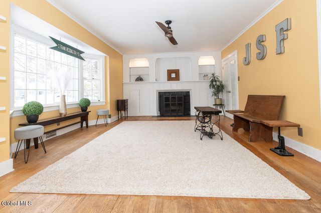 735 New Scotland Avenue, Albany, NY 12208