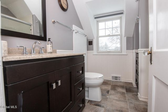 735 New Scotland Avenue, Albany, NY 12208