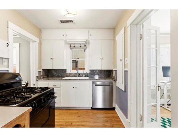 820 Kent Avenue NW, Albuquerque, NM 87102