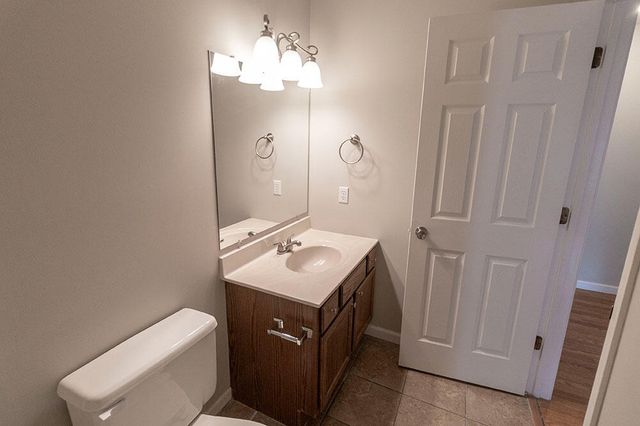 2304 MARICOPA DR, Columbia, MO 65201