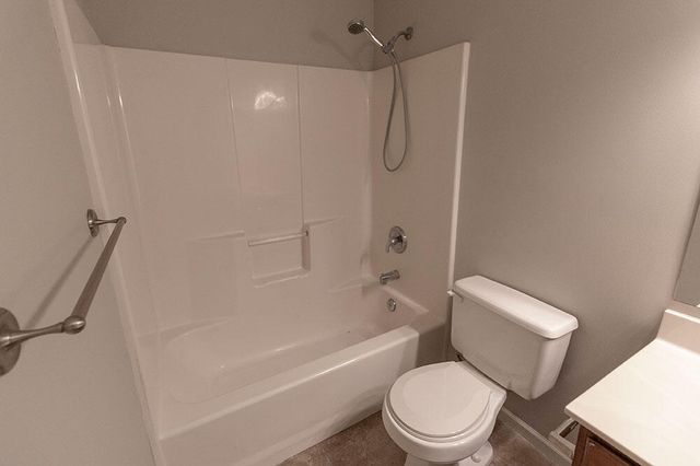 2304 MARICOPA DR, Columbia, MO 65201