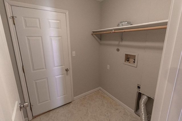 2304 MARICOPA DR, Columbia, MO 65201