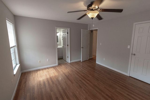 2304 MARICOPA DR, Columbia, MO 65201