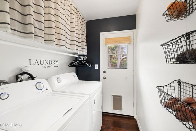 236 Lupe Avenue, Newbury Park, CA 91320