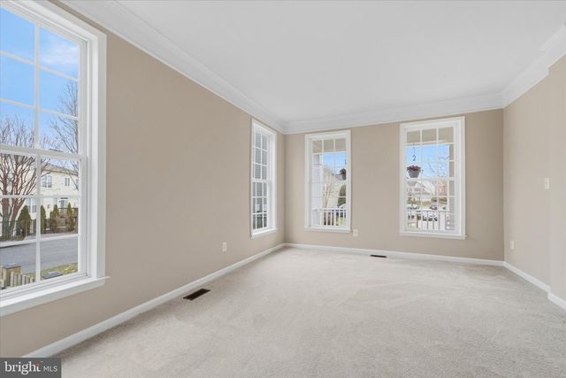 42951 CLOVERLEAF CT, Broadlands, VA 20148