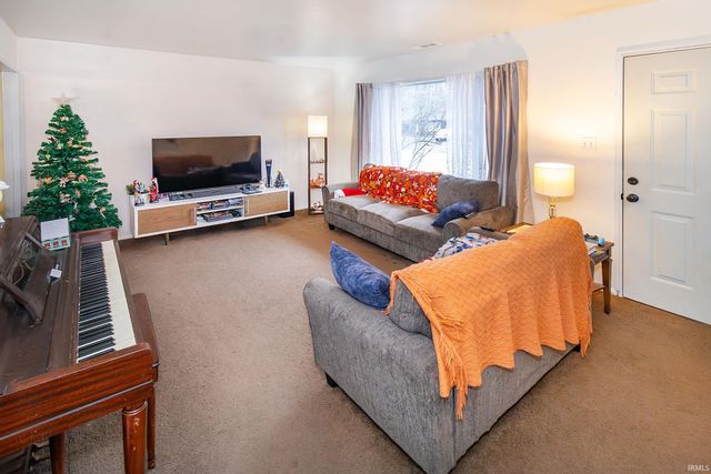 5314 Chadwick Road, Evansville, IN 47710