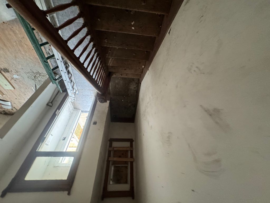 Image 11 of property listing at 2459 E 74th Street, Chicago, IL 60649