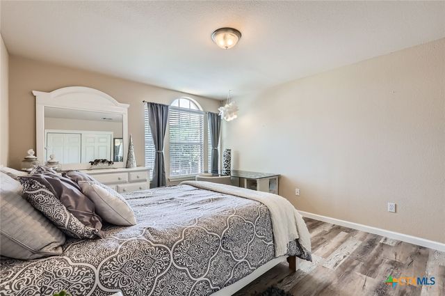3809 Tailfeather Drive, Round Rock, TX 78681