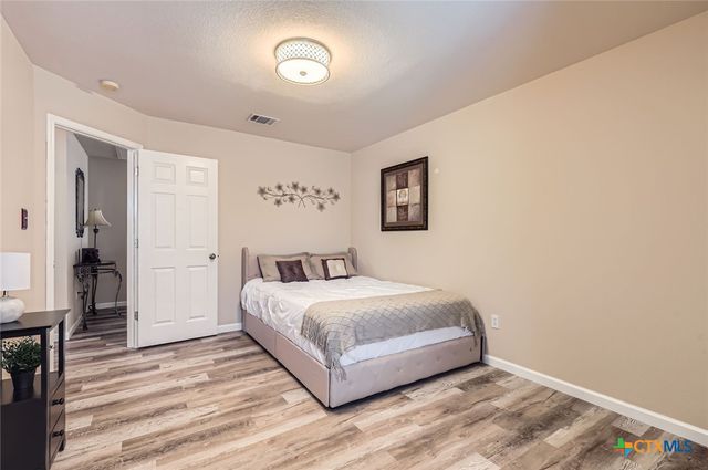 3809 Tailfeather Drive, Round Rock, TX 78681