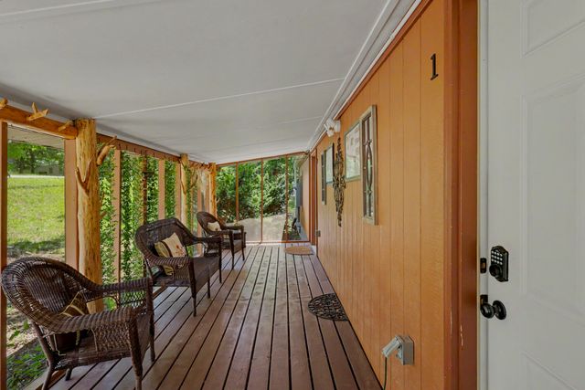 156 Lakeridge Road, Rockaway Beach, MO 65740