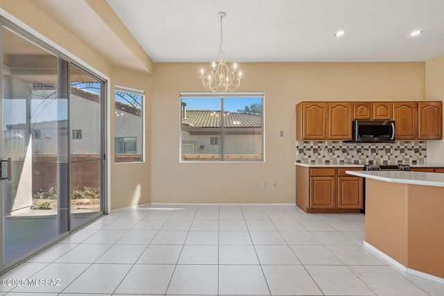 1858 W Vía Del Recodo, Green Valley, AZ 85622