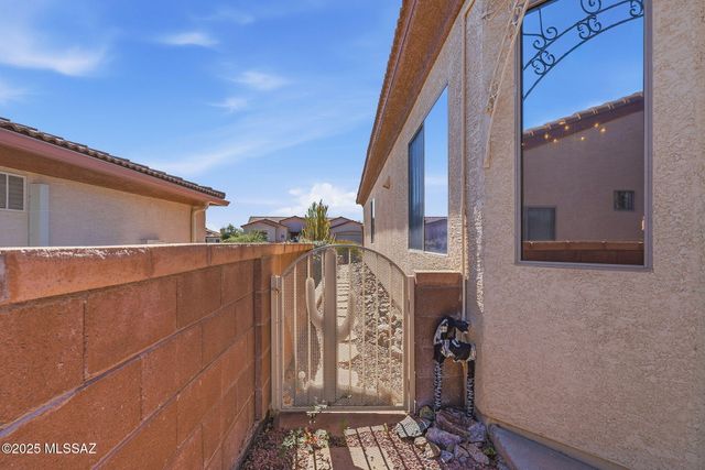 1858 W Vía Del Recodo, Green Valley, AZ 85622