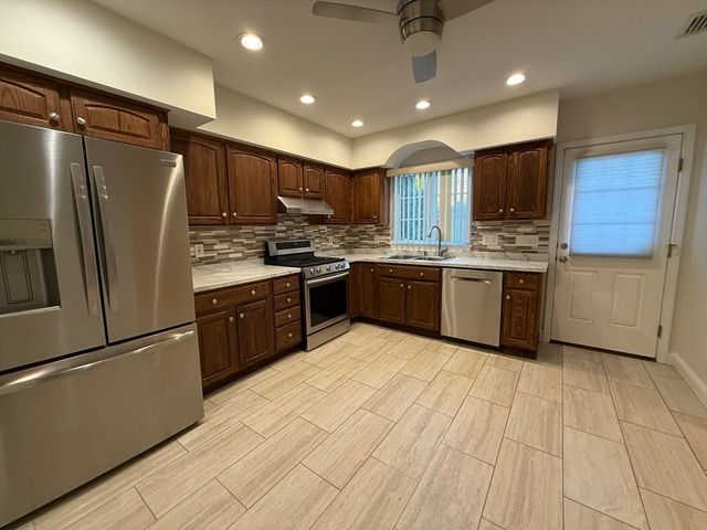 37 Vera St 1, Revere, MA 02151