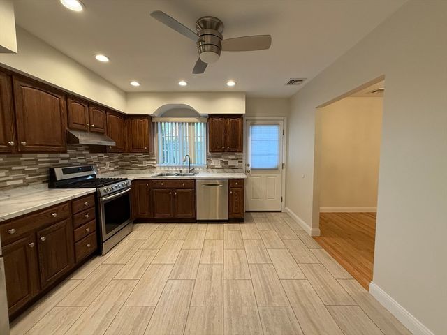 37 Vera St 1, Revere, MA 02151