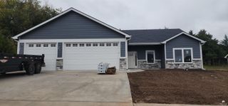 4118 Scenic Xing, Manhattan, KS 66503