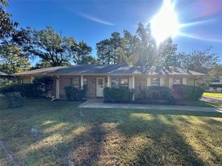 604 S Orchid Dr, White Oak, TX 75693