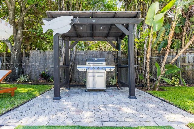 200 SE 19th Street, Fort Lauderdale, FL 33316