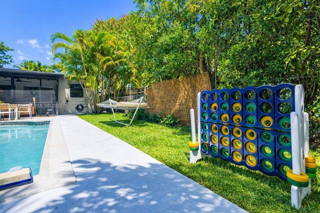 200 SE 19th Street, Fort Lauderdale, FL 33316