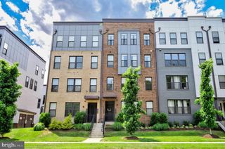 4130 LEGATO RD #54, Fairfax, VA 22033