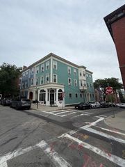 54 High St, Boston, MA 02129