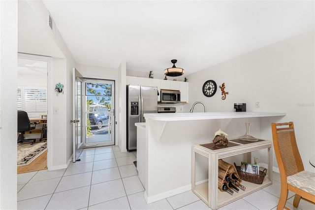 6600 GASPARILLA PINES BOULEVARD 112, Englewood, FL 34224