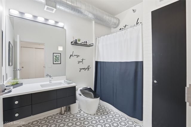 111 10th Street 310, Des Moines, IA 50309