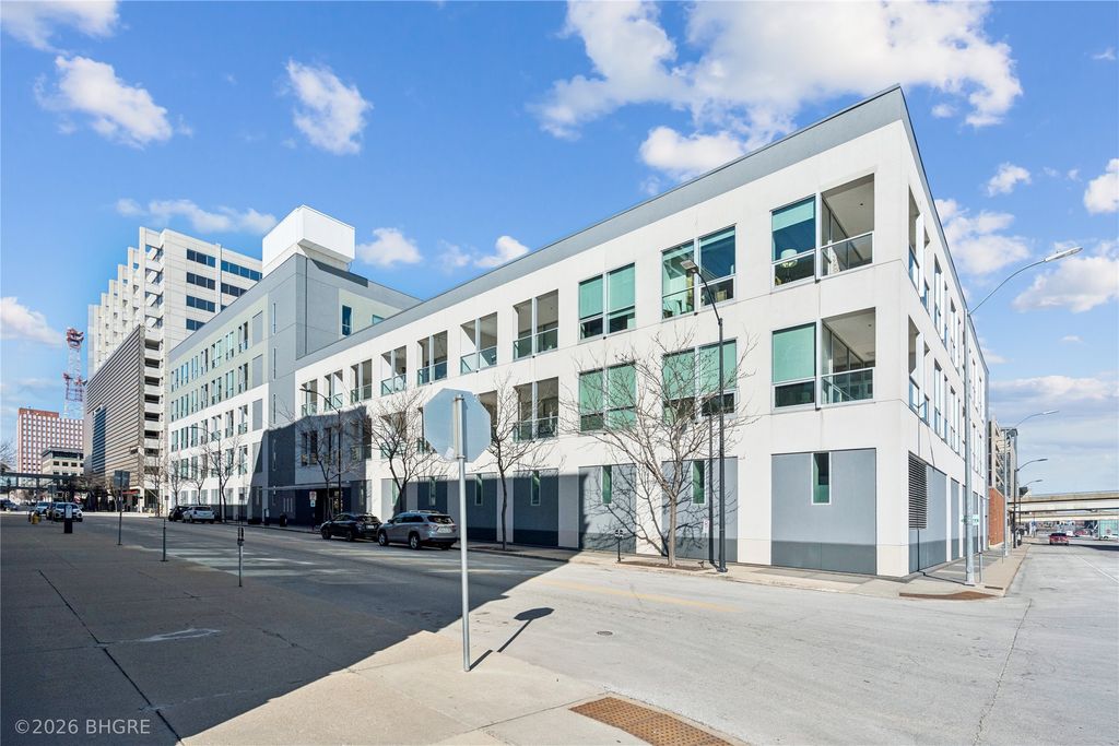 111 10th Street 310, Des Moines, IA 50309