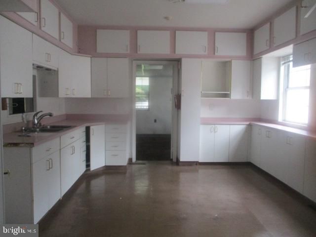 22 LUKE DR, Pasadena, MD 21122