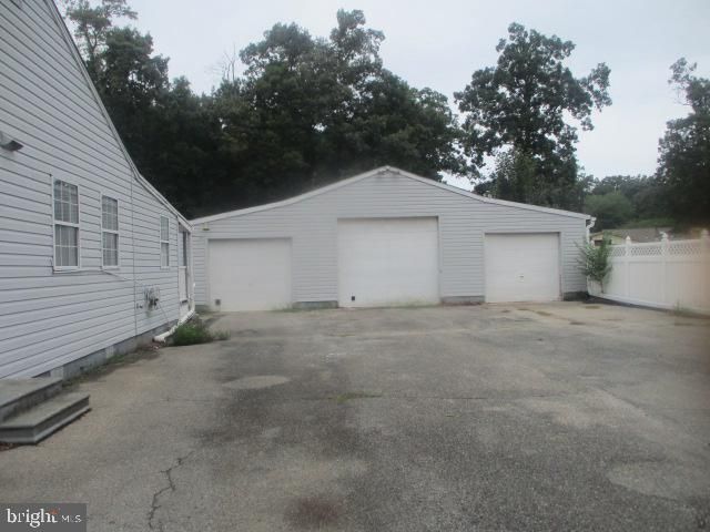22 LUKE DR, Pasadena, MD 21122