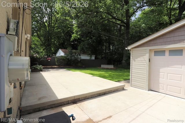 35810 Florane Street, Westland, MI 48186