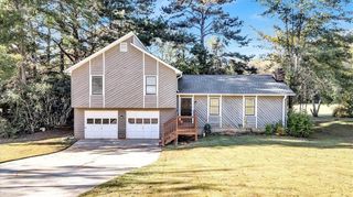 450 Valley Woods SE Circle, Conyers, GA 30094