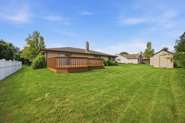 2122 Sherborn Lane, Schaumburg, IL 60193