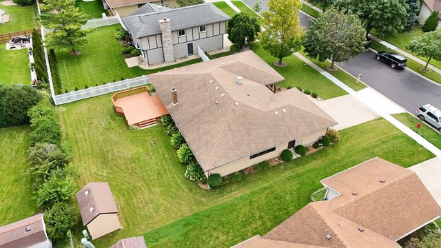 2122 Sherborn Lane, Schaumburg, IL 60193