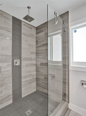 2615 NE 26th St, Fort Lauderdale, FL 33305