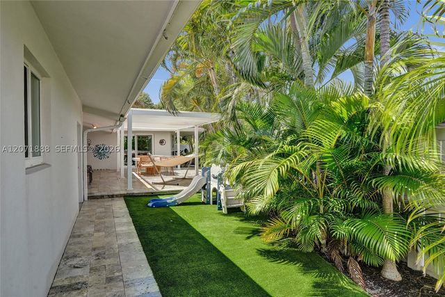 2615 NE 26th St, Fort Lauderdale, FL 33305