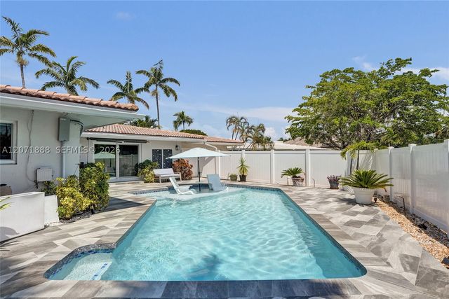 2615 NE 26th St, Fort Lauderdale, FL 33305
