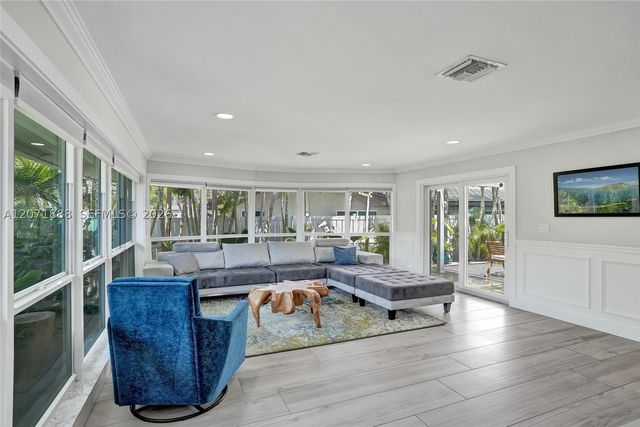 2615 NE 26th St, Fort Lauderdale, FL 33305