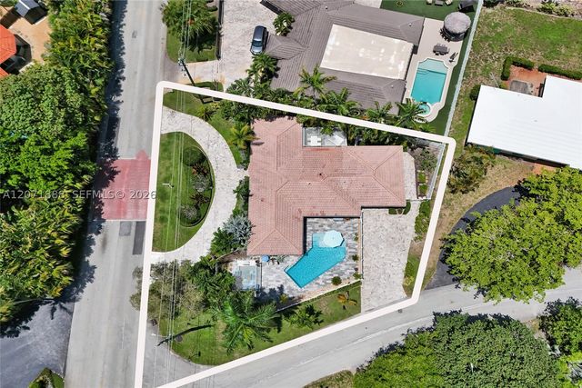 2615 NE 26th St, Fort Lauderdale, FL 33305