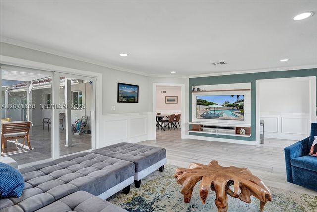 2615 NE 26th St, Fort Lauderdale, FL 33305