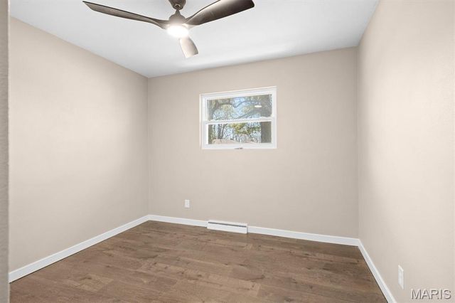 233 Sunset Drive, Belleville, IL 62223