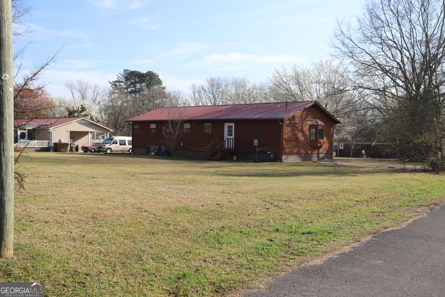 16 Laredo, Summerville, GA 30747