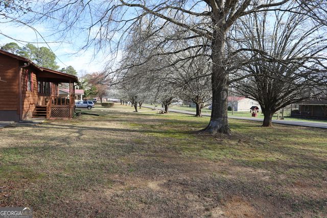 16 Laredo, Summerville, GA 30747