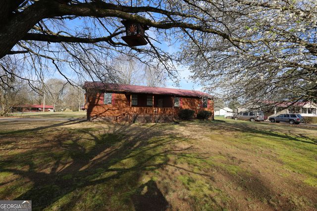 16 Laredo, Summerville, GA 30747