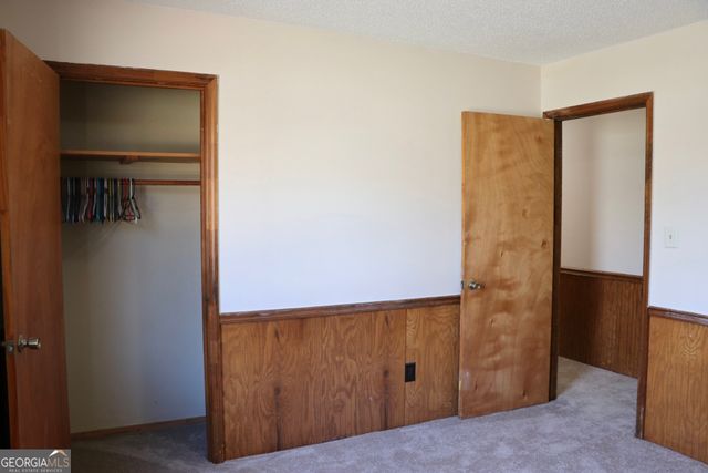 16 Laredo, Summerville, GA 30747