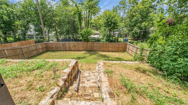 716 E Chestnut Street, Denison, TX 75021