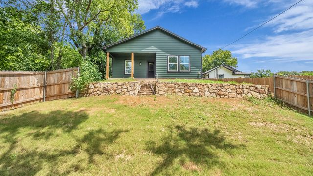 716 E Chestnut Street, Denison, TX 75021