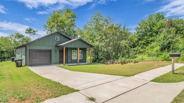 716 E Chestnut Street, Denison, TX 75021