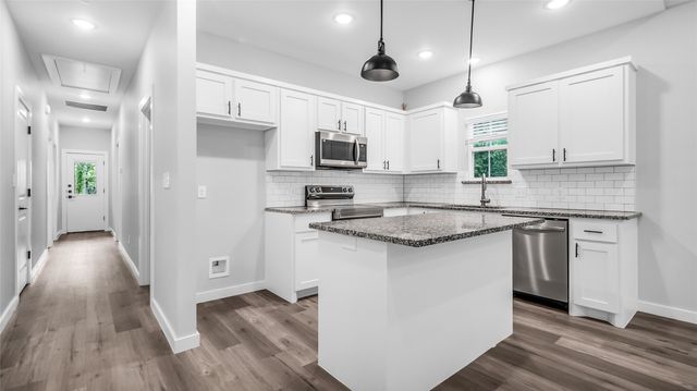 716 E Chestnut Street, Denison, TX 75021