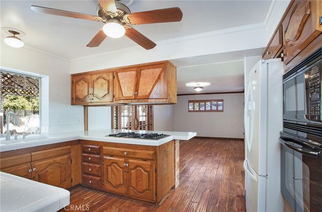 2968 Ceylon, Costa Mesa, CA 92626