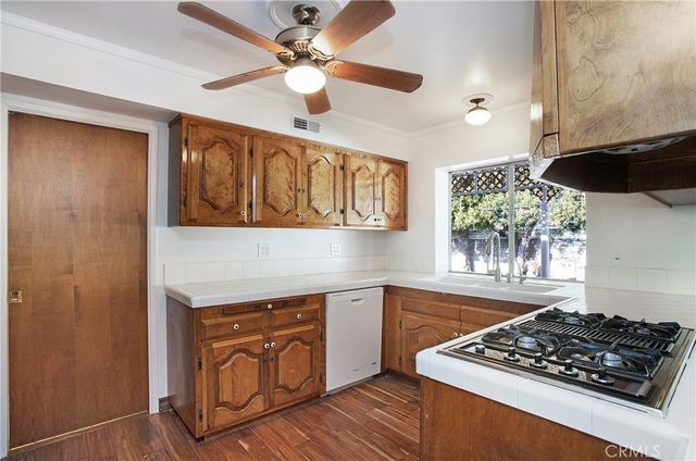 2968 Ceylon, Costa Mesa, CA 92626